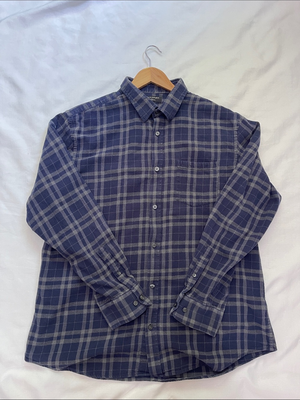 Banana Republic Navy and Gray Plaid Long-Sleeve Button-Down Flannel
